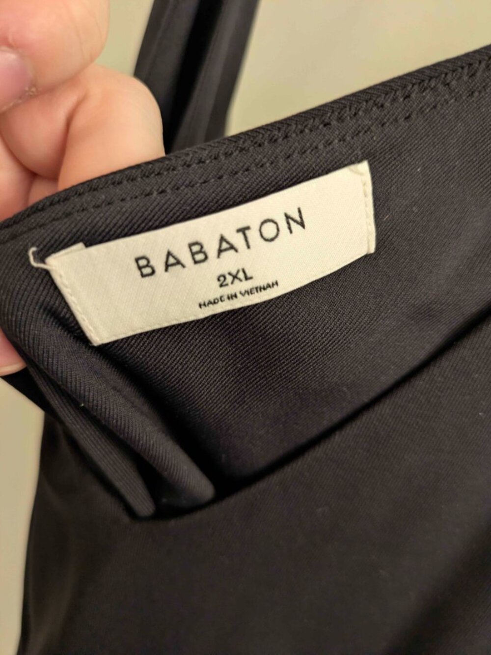 Babaton Contour Black V-neck Tank Bodysuit 2XL - Picture 2 of 2